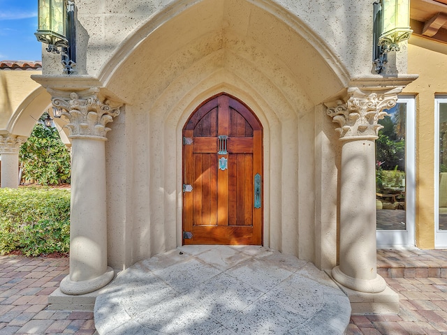 view of property entrance