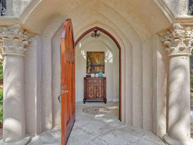 view of entrance to property