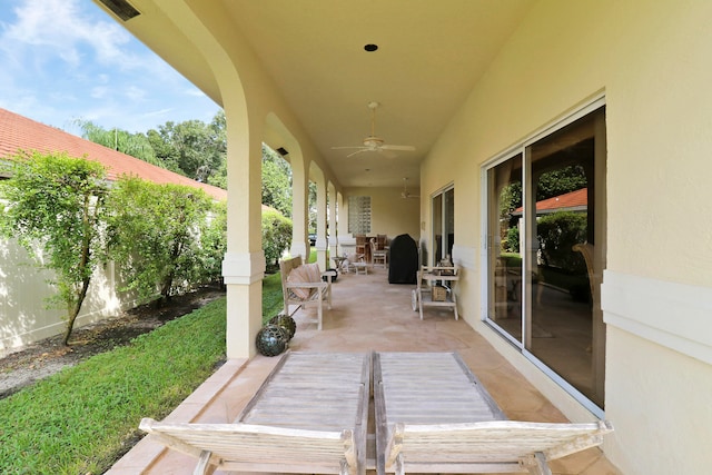 view of patio with ceiling fan