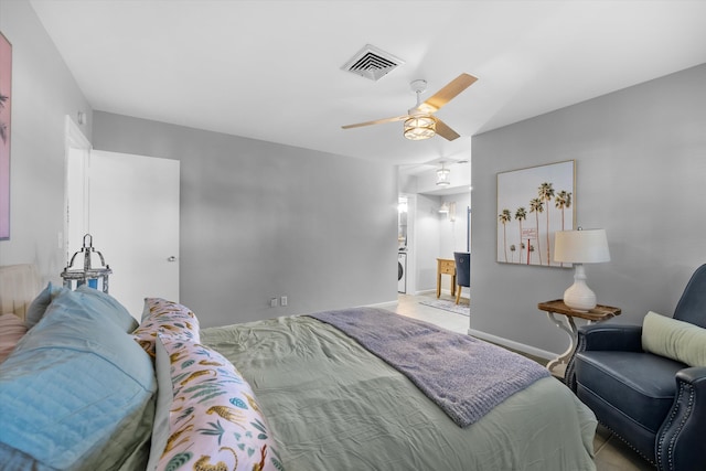 bedroom with ceiling fan