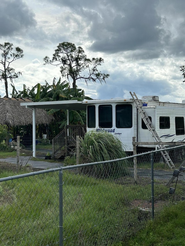 view of front of home