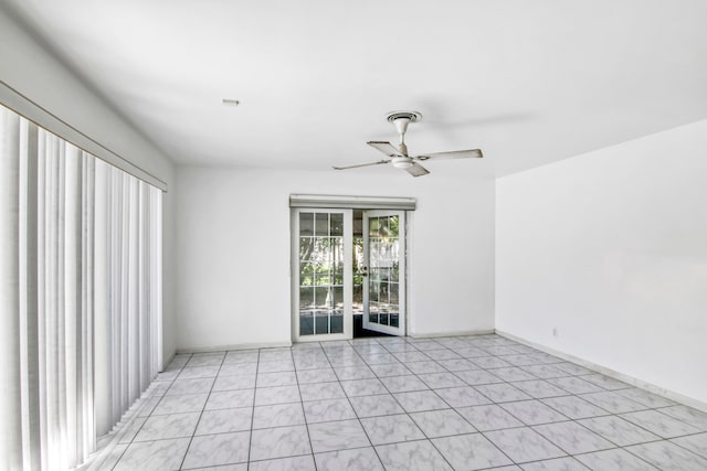 empty room with ceiling fan