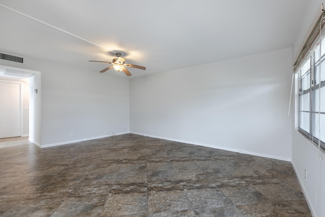 empty room with ceiling fan