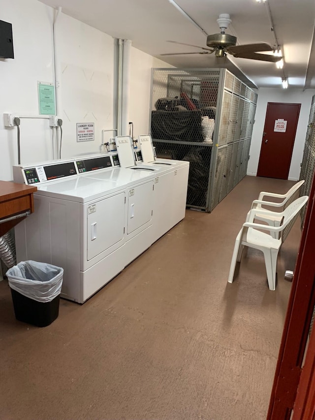 laundry room with washer and dryer and ceiling fan