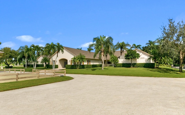 view of front of house with a front yard