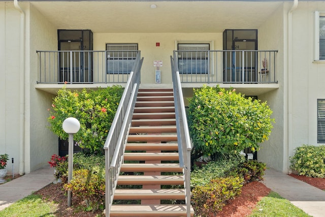 property entrance with a balcony