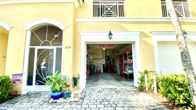 view of front facade featuring french doors