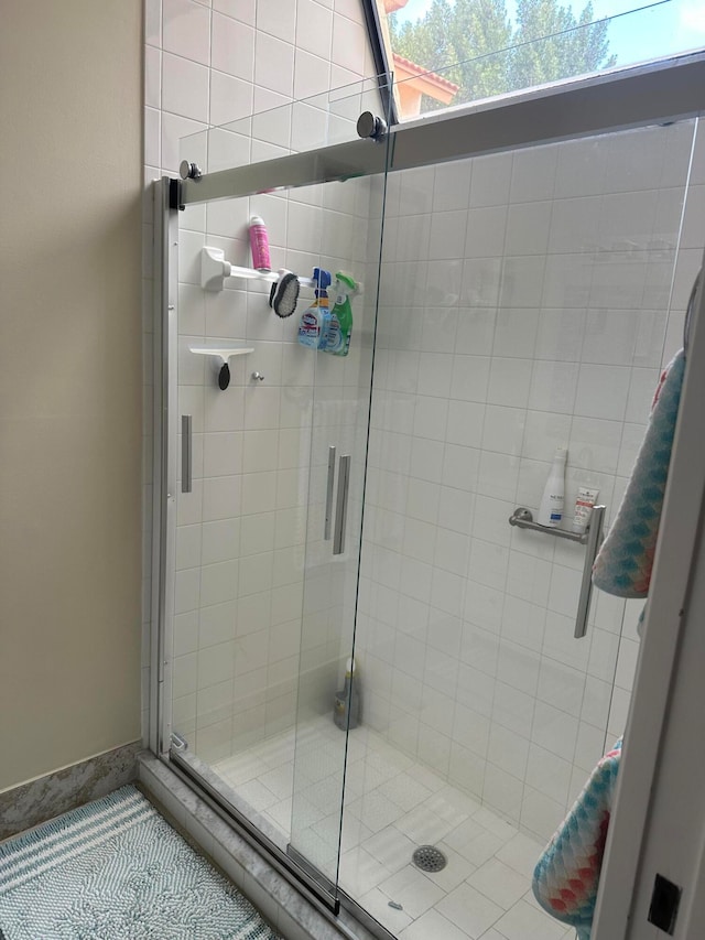 bathroom with walk in shower