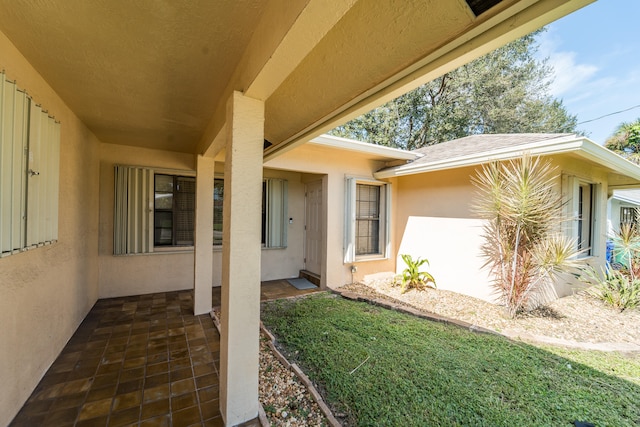 exterior space featuring a lawn