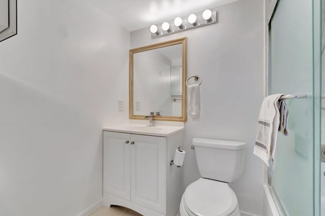 full bathroom with shower / bath combination with glass door, vanity, and toilet