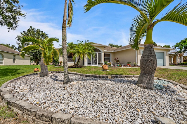 single story home featuring a garage