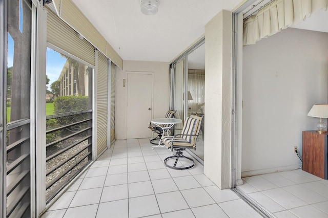 view of sunroom / solarium