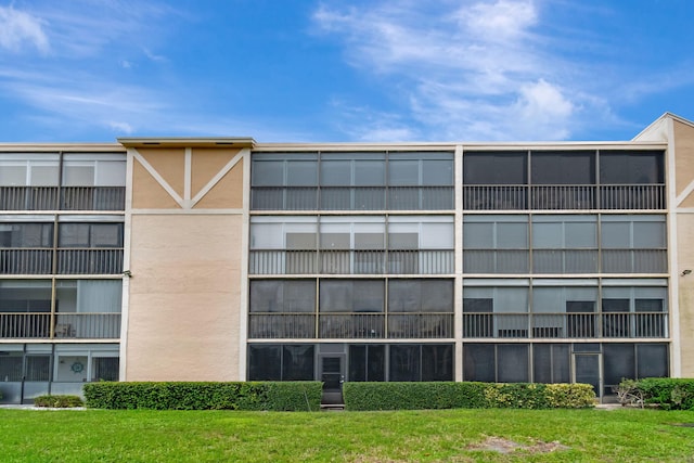 view of building exterior