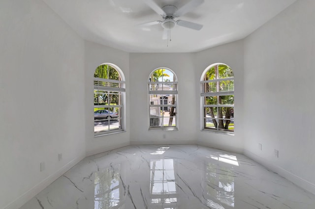 empty room with ceiling fan