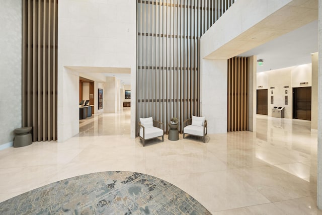 3100 N Ocean Dr Unit H-1508, Singer Island, FL 33404 - common area with a high ceiling