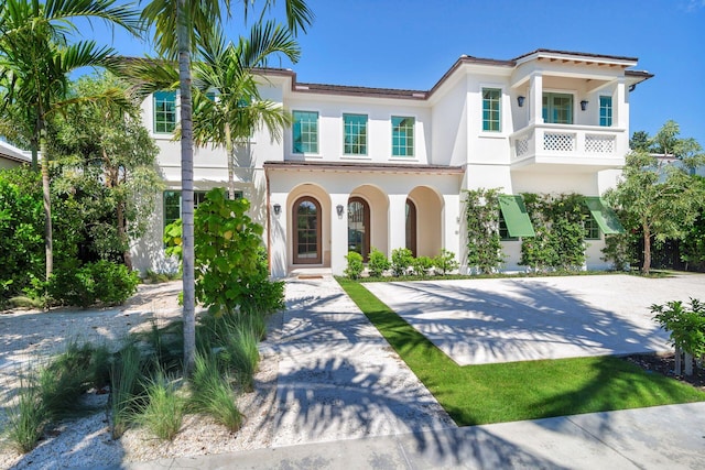 view of mediterranean / spanish-style house