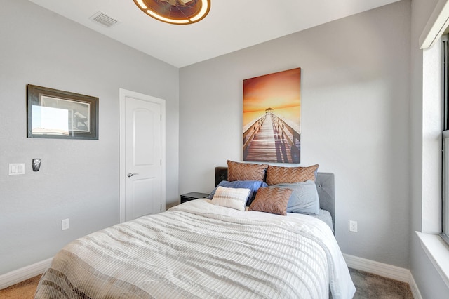 bedroom with carpet flooring