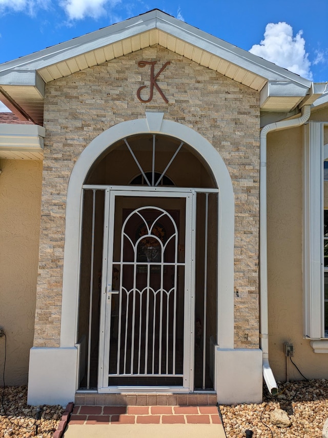 view of property entrance