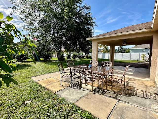 view of patio / terrace featuring ceiling fan