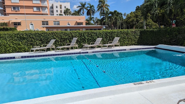 view of swimming pool