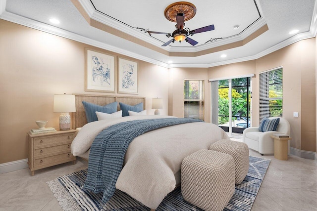 living room with ceiling fan with notable chandelier