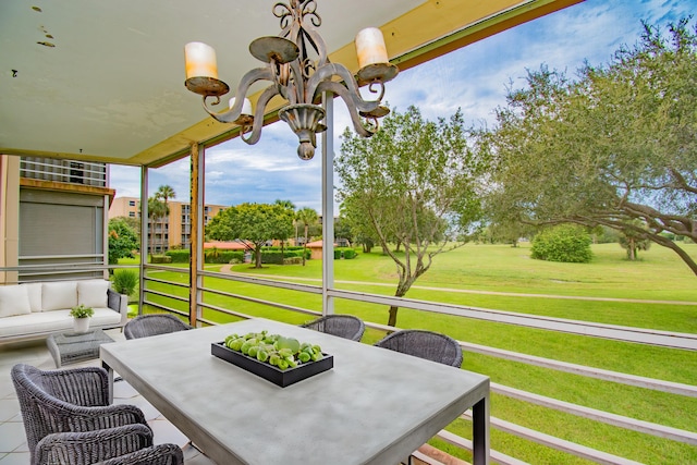 view of sunroom / solarium