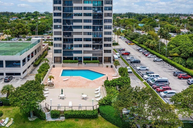 5600 N Flagler Dr Unit 505, West Palm Beach, FL 33407 - view of pool