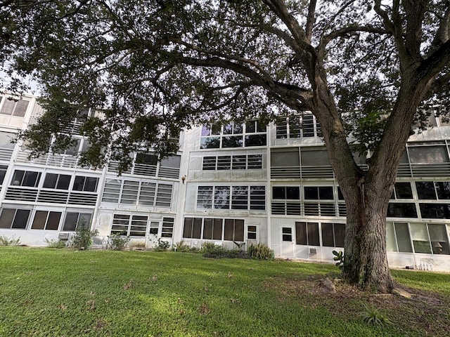 view of building exterior