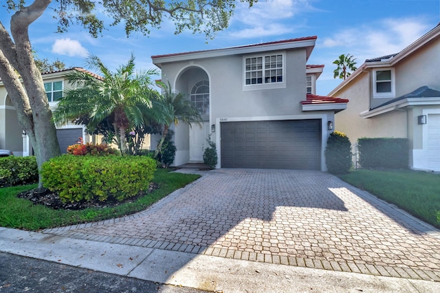 view of front of house featuring a garage