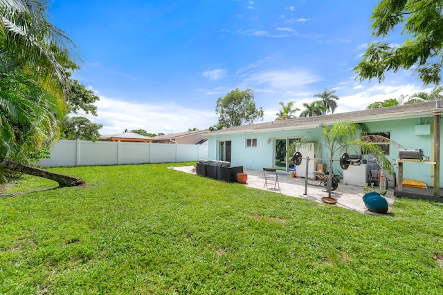 view of yard with a patio area