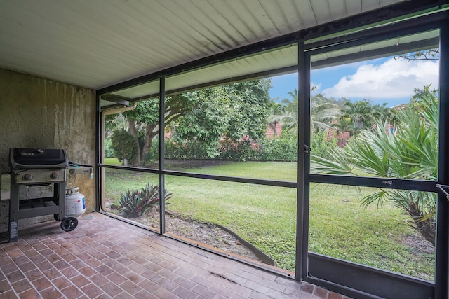 view of unfurnished sunroom