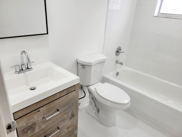 15 Burgundy Unit A, Delray Beach, FL 33484 - bathroom featuring toilet, vanity, and shower / bath combination