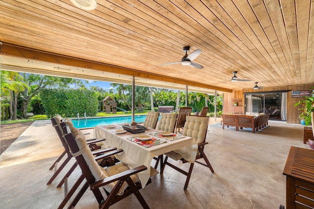 view of patio / terrace with ceiling fan