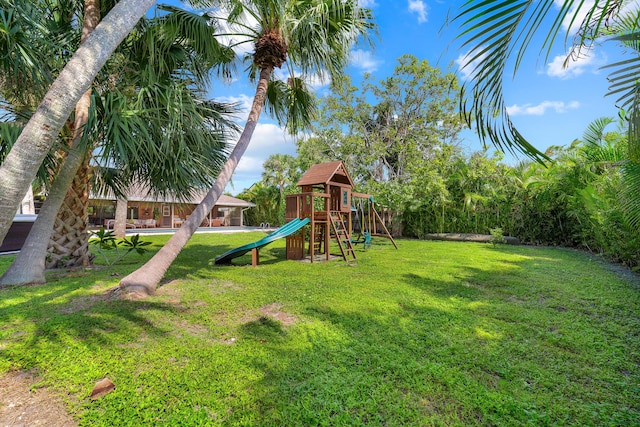 view of jungle gym featuring a yard