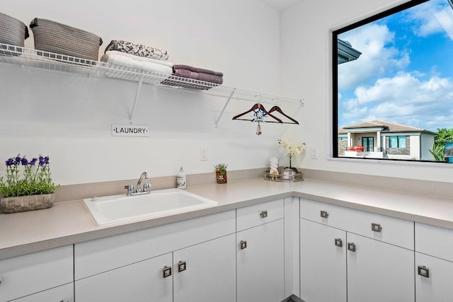 laundry room featuring sink