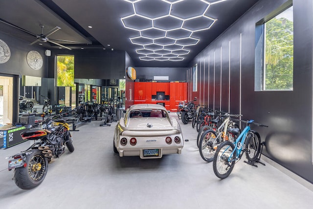 garage featuring ceiling fan