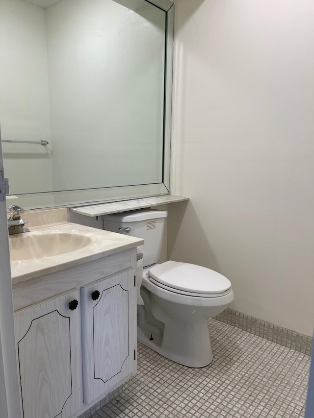 34 Brittany Unit A, Delray Beach, FL 33446 - bathroom with vanity and toilet