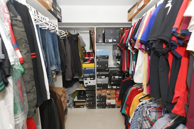 view of walk in closet