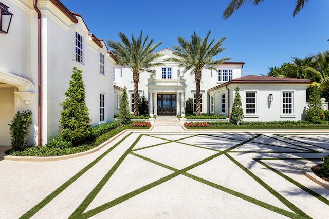 view of mediterranean / spanish-style home