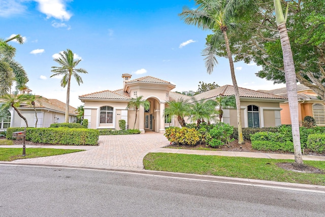 view of mediterranean / spanish-style home