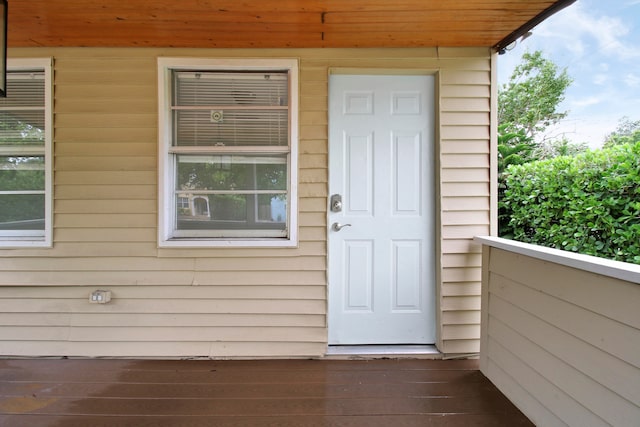 view of entrance to property