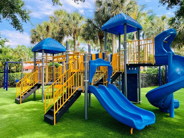 view of jungle gym featuring a yard