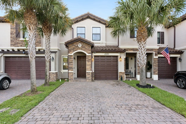 view of front of home featuring a garage