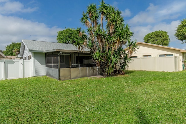 14 Grange Pl, Boynton Beach, FL 33426 - view of yard featuring a sunroom