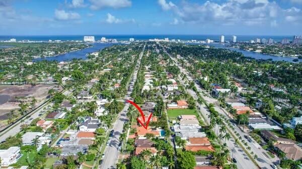 bird's eye view featuring a water view