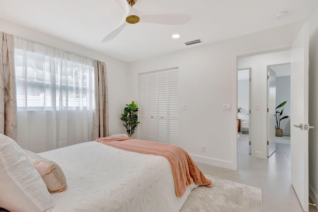 bedroom featuring a closet and ceiling fan