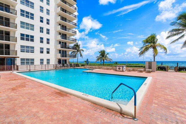 1147 Hillsboro Mile Unit 701, Hillsboro Beach, FL 33062 - view of pool