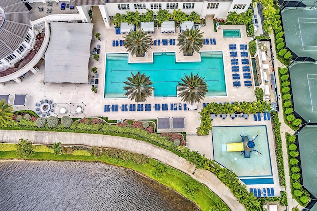 bird's eye view with a water view