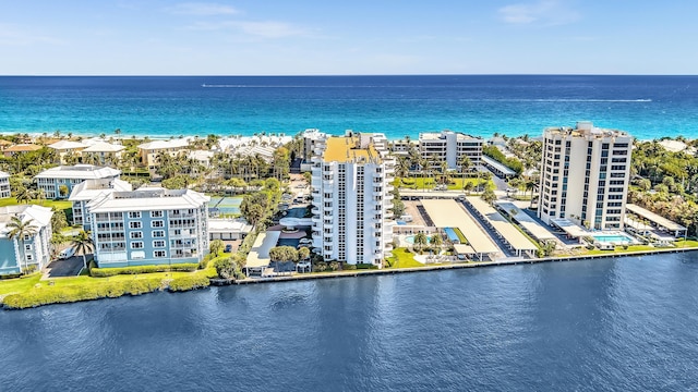 bird's eye view featuring a water view