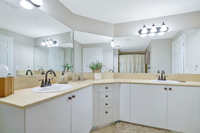 bathroom with vanity